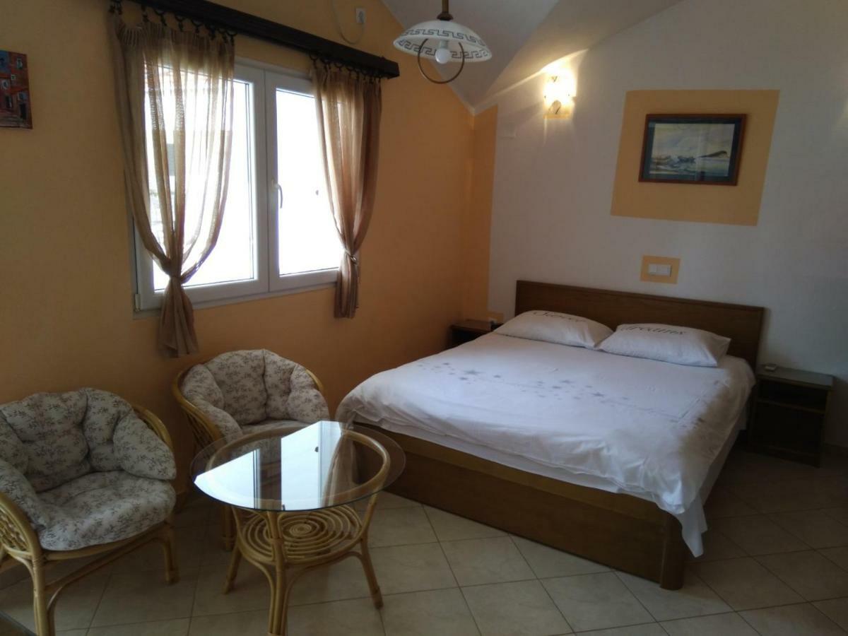 Apartments Lanterna Tivat Extérieur photo